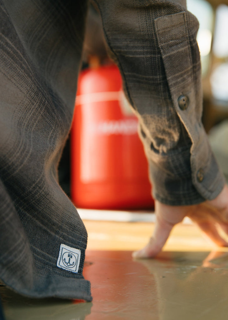 Iron & Resin - Baja Shirt Driftwood Detailed Shot w/ Anchor Piston Label